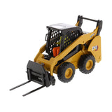CAT Caterpillar 272D3 Skid Steer Loader with Operator Yellow "High Line" Series 1/32 Diecast Model by Diecast Masters-1