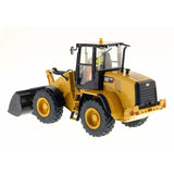 1/32 Scale Diecast Caterpillar 910K Front End Loader Toy & Operator