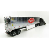 1/50 Scale 579 Ultraloft Peterbilt Semi Truck Toy With Reefer Trailer