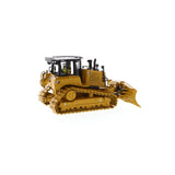 1/50 Scale Cat D6 XE LGP Toy Bulldozer with VPAT Blade and Operator