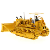 CAT Caterpillar D7C Track-Type Tractor Dozer Yellow with Operator "Vintage Series" 1/50 Diecast Model by Diecast Masters-2