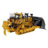 1/50 Scale Diecast Caterpillar D11T Carrydozer Toy With Operator