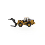 1/87 Scale Diecast Cat 972M Wheel Loader Toy With Log Fork & Operator